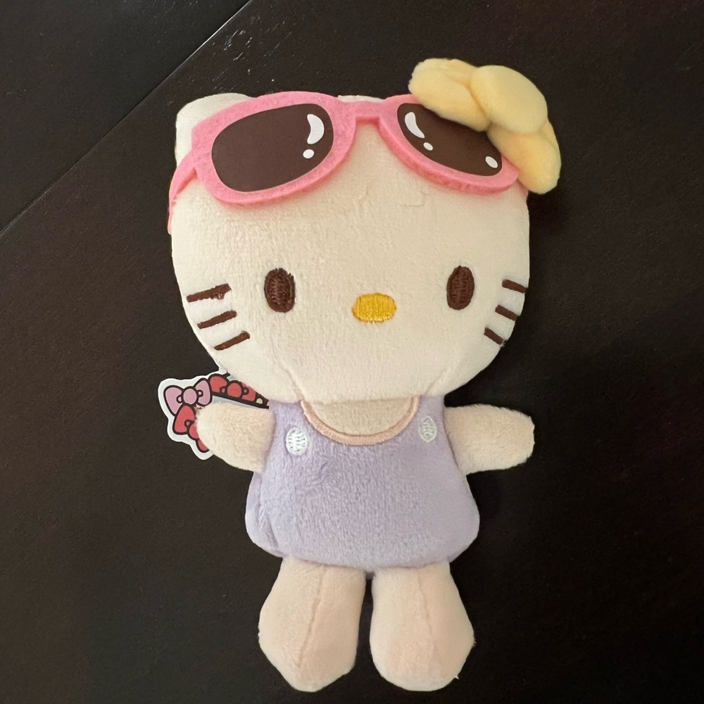 Hello Kitty plush keychain